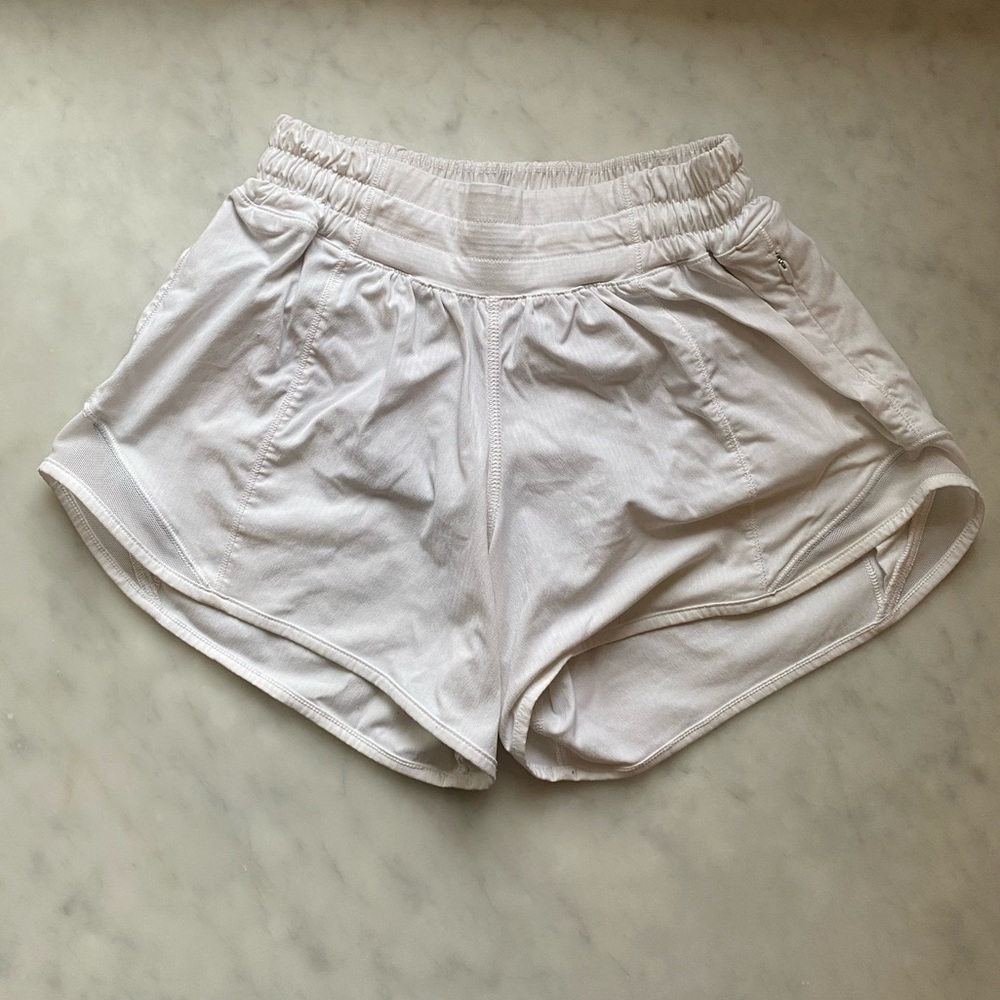 Lululemon Hotty Hot Shorts “Tall” Low Rise